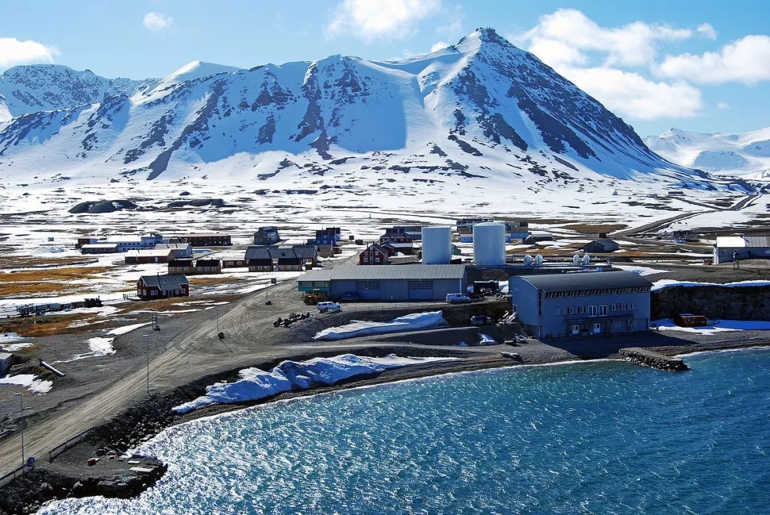 百家讲坛探寻宇宙，极光竟然导致地球大气层天天损失数百吨氧？